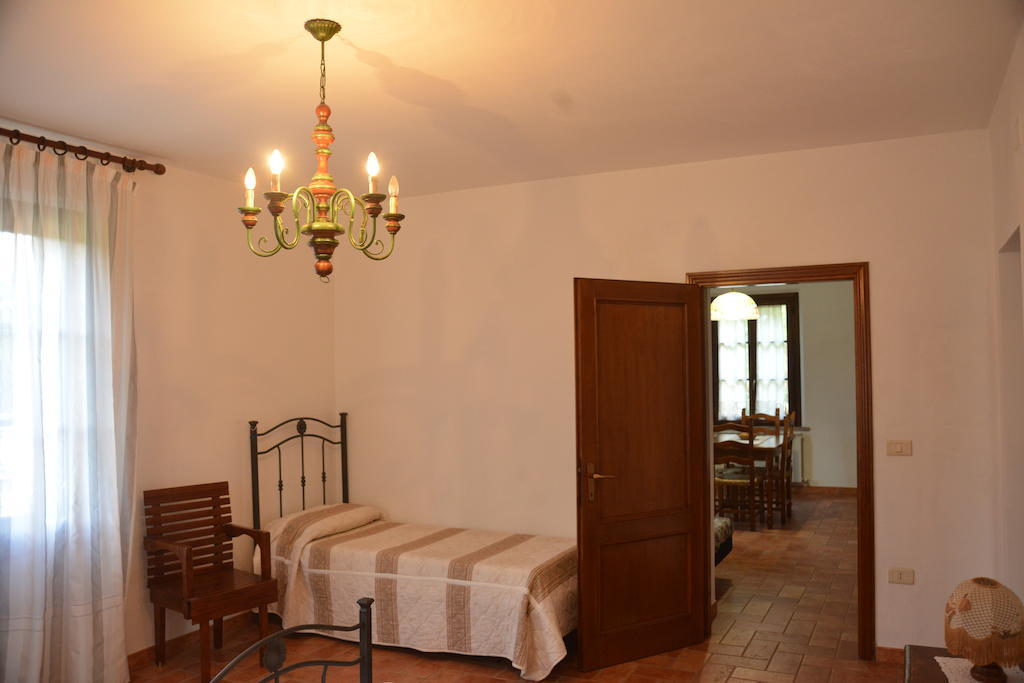 Agriturismo Antica Riserva Castiglione del Lago Δωμάτιο φωτογραφία